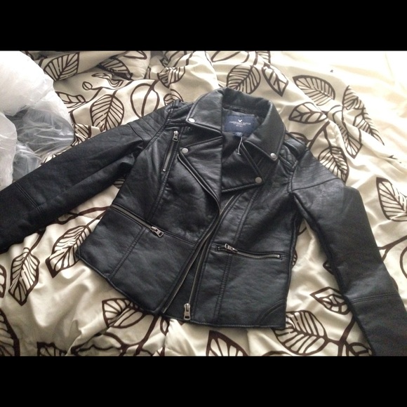 New American Eagle Thick Leather Jacket