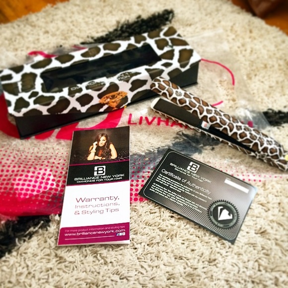 Used only twice brilliance diamond straightener!! - Picture 2 of 4
