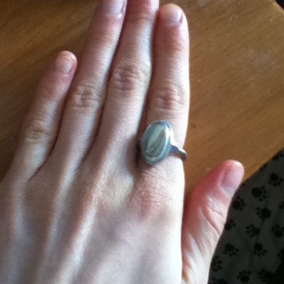 Ring - Picture 2 of 2