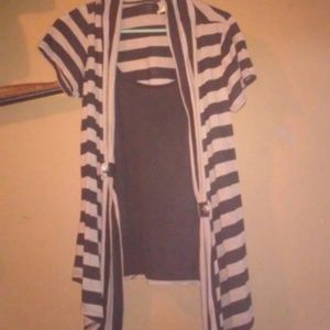 ⛔SOLD⛔  Black and tan stripe top