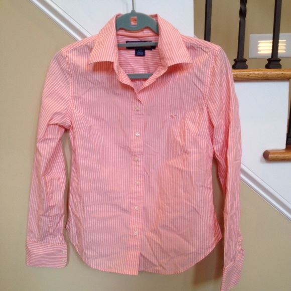 Vineyard Vines Button Down Shirt