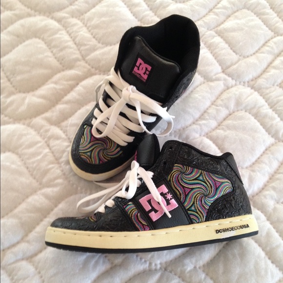 DC shoes