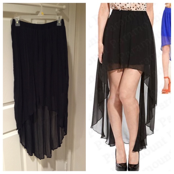 Dresses & Skirts - Black high-low skirt