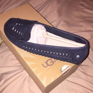 UGG Clary Moccasin NEVER WORN 🌻