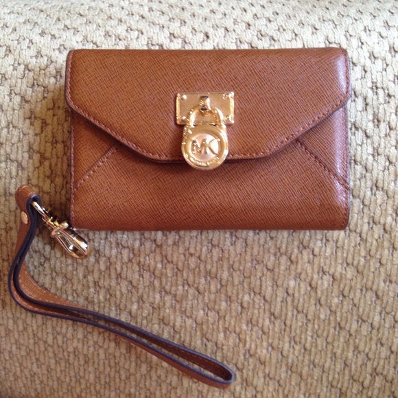 Michael Kors Wristlet
