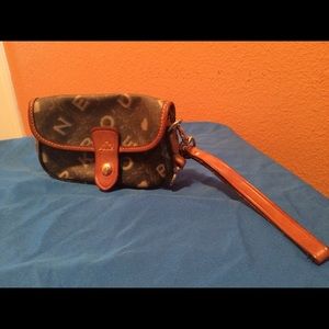 Dooney and Bourke wristlet