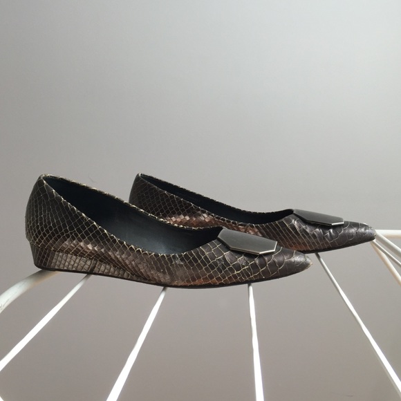 Naturalizer Flats (2 Pairs Bundled) Gold and Grey