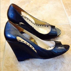 Open Toe Patten Leather Shoes.