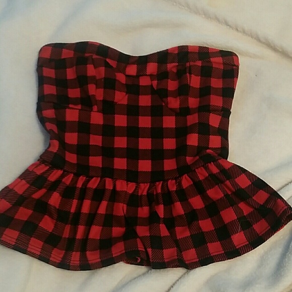 Delia*s peplum red flannel top