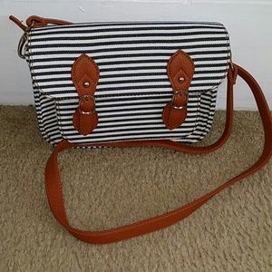 Nautical crossbody