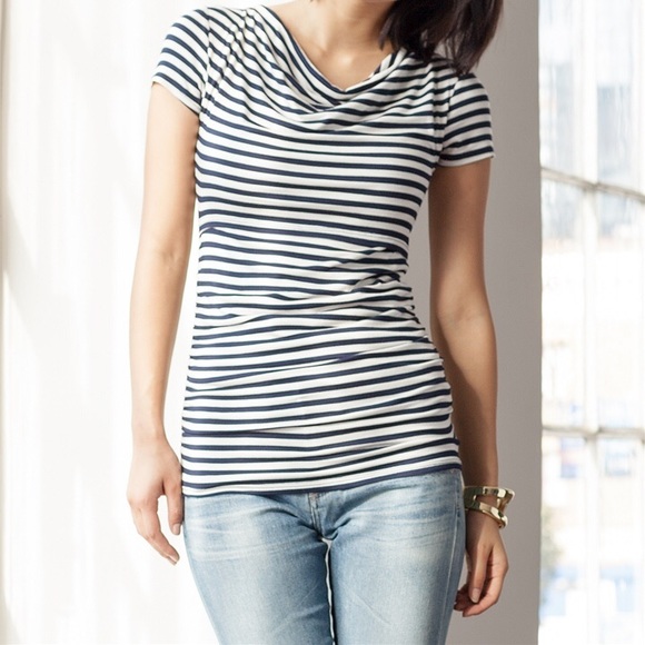 Maternity and Nursing shortsleeve Top