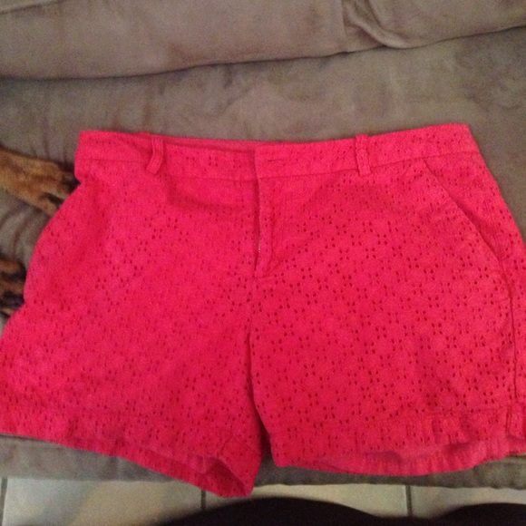 Red/dark coral short