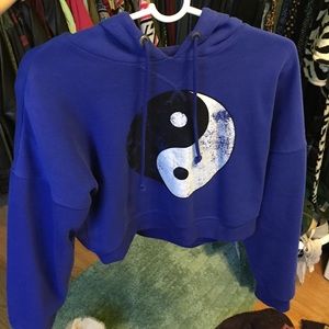 Cropped hoodie!
