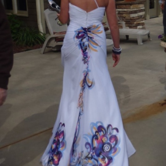 Tony Bowls Prom/Pageant Dress! - Picture 3 of 4