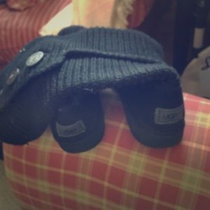 Ugg Knit tall boot, worn twice, basically new!