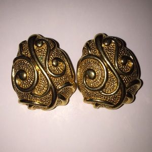 Vintage Clip-On Earrings