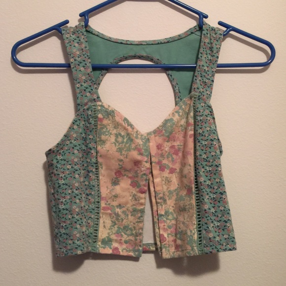 Crop top