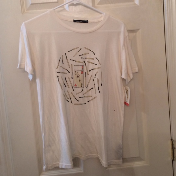 Obey shirt