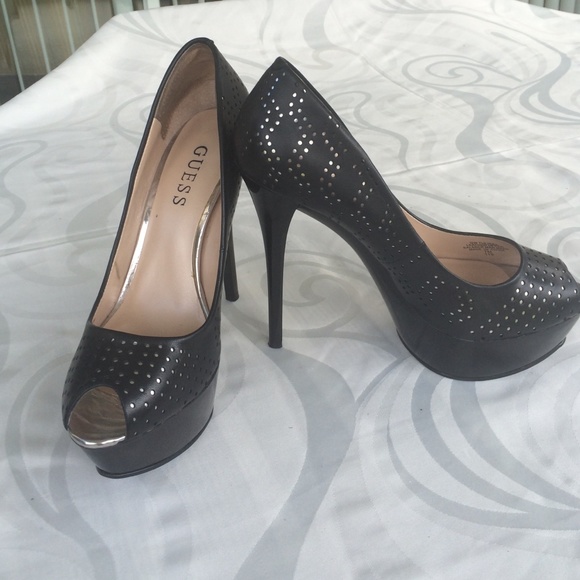 Guess sexy heels - Picture 3 of 4