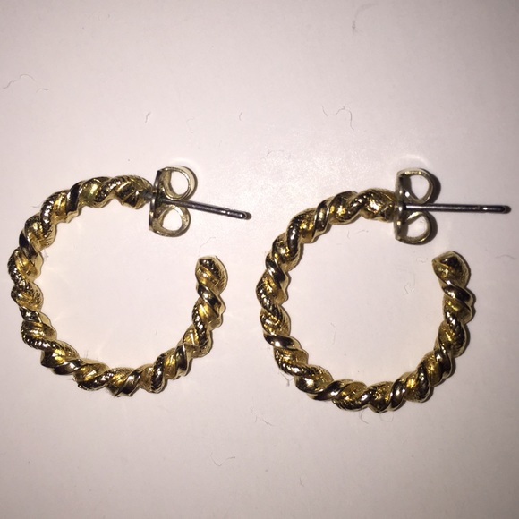Twisted Hoop Earrings