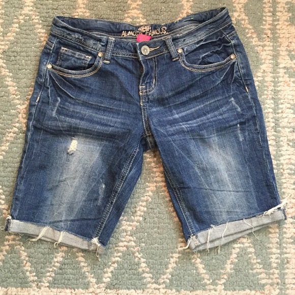 Almost Famous denim shorts - Picture 1 of 4