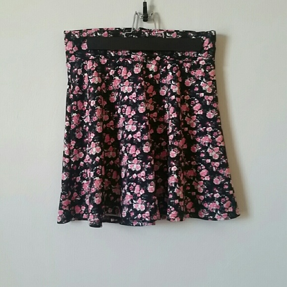 Cute floral skater skirt