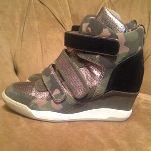 Brand New Ash Wedge Sneakers sz41/11