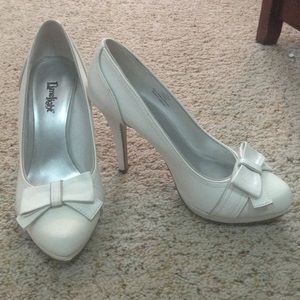 White Bow Heels!
