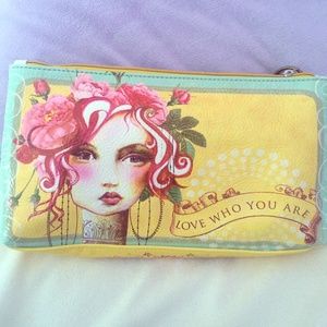 Super cute clutch