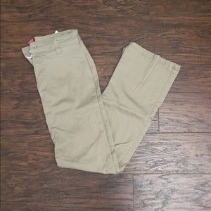 Dickies khakis