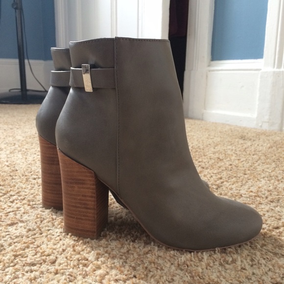 Express Ankle Boots