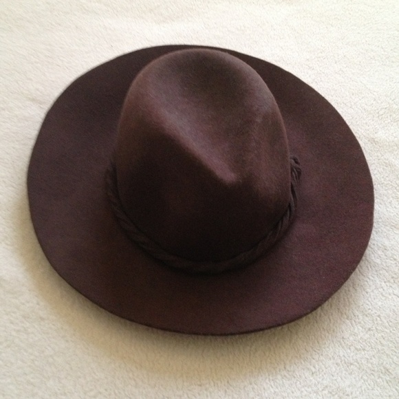Suede fedora hat