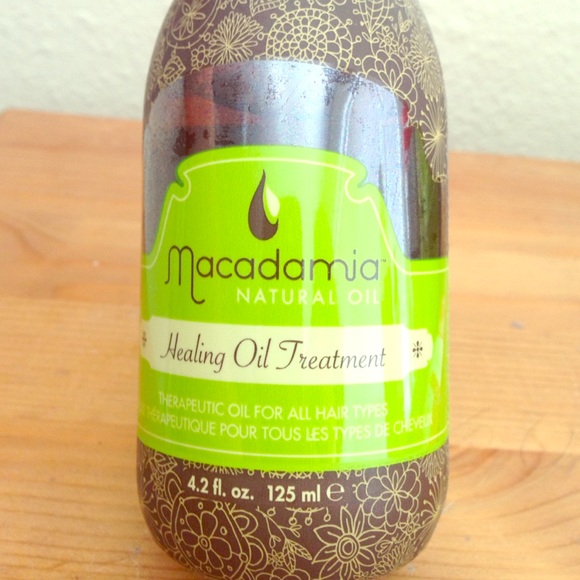4.2 unopened Macadamia Healing Oil Treatment