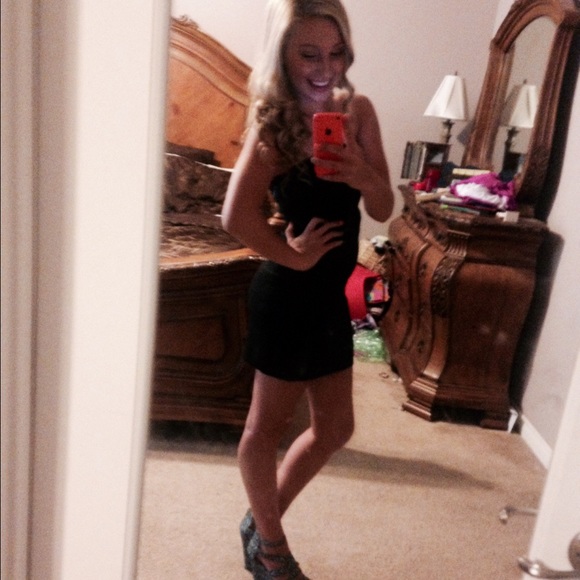 Little black dress - Picture 1 of 4