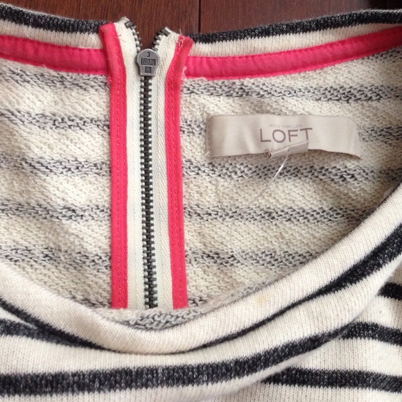 Loft stripped Sweat shirt - Picture 3 of 3
