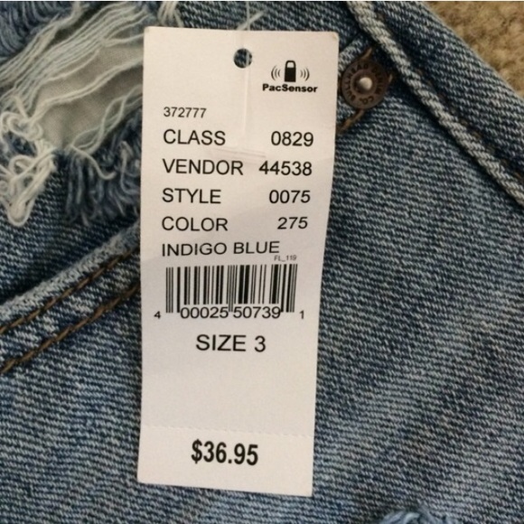 SOLD - Picture 3 of 3