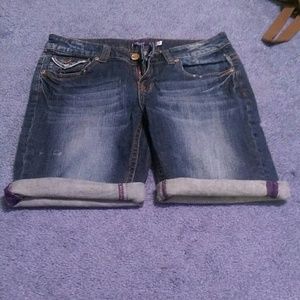 Vigoss Bermuda Shorts Size 7
