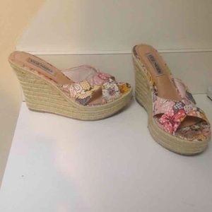Steve Madden Wedges