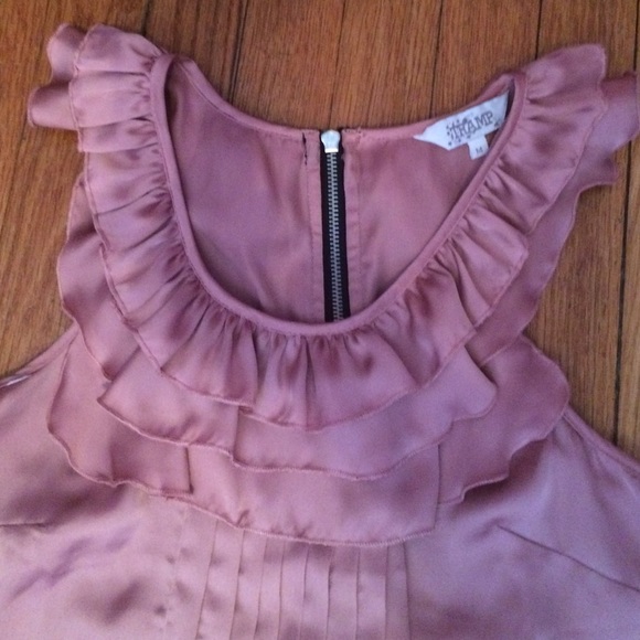 Pink top - Picture 2 of 2