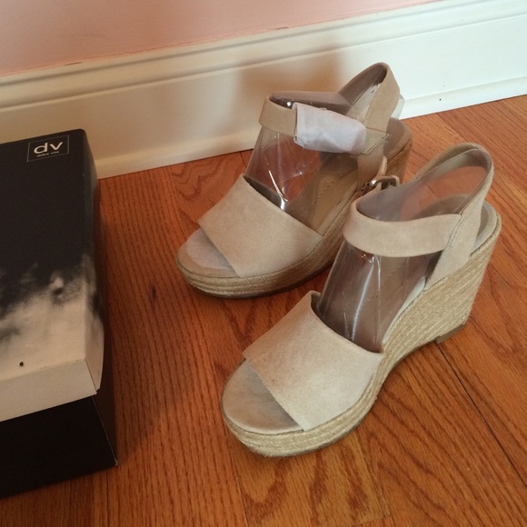Brand new Dolce Vita Espadrilles- natural suede