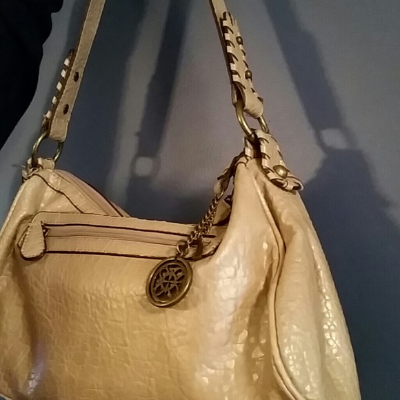 Handbag - Picture 3 of 4