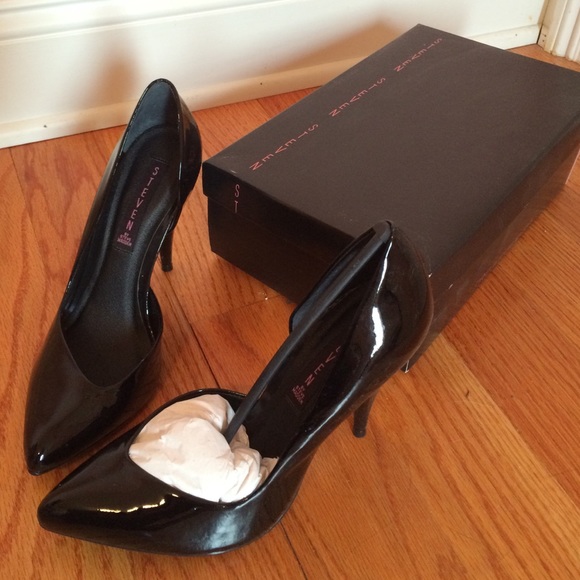 Steven by Steven Madden black patent pumps