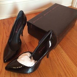 Steven by Steven Madden black patent pumps