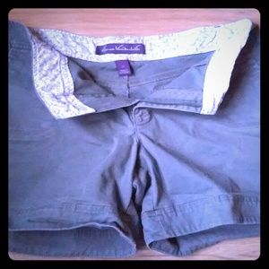 Gloria vanderbilt olive colored dress shorts
