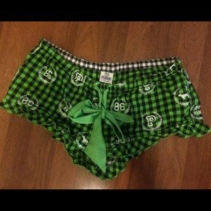Victoria's Secret Green Plaid Ruffle Pajama Shorts