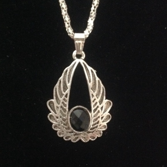 Jewelry - BOHO STYLE SLIVER /BLACK RESIN STONE PENDENT/ CHN