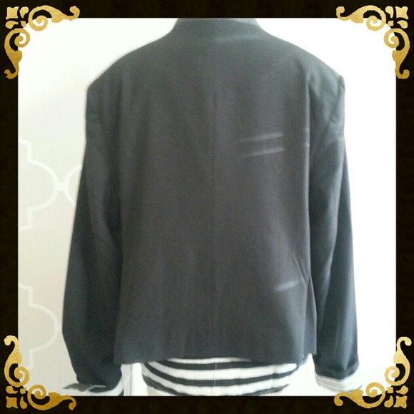 Mossimo Blazer - Picture 2 of 3