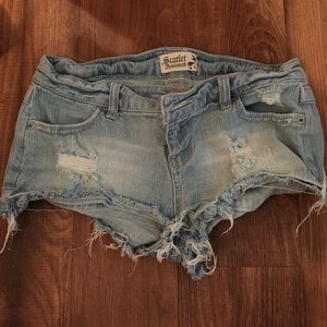 Scarlet boulevard shorts