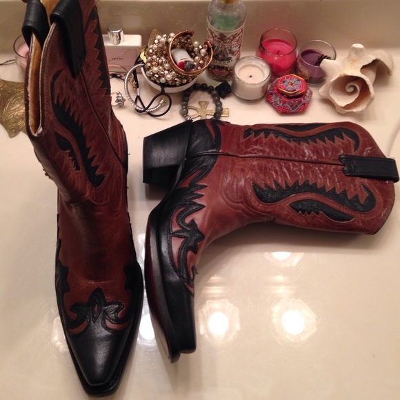 Corral Cowgirl boots
