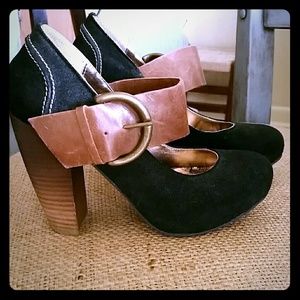 Dolce Vita "Jade" black suede heels